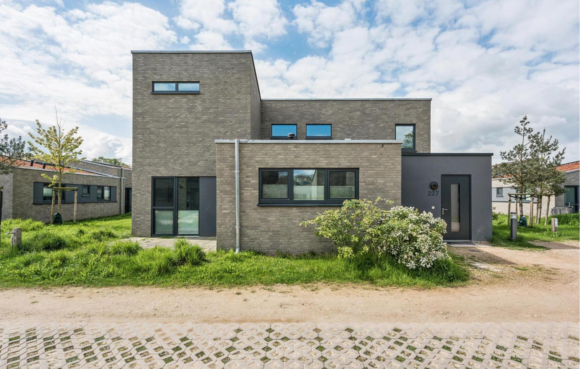 Cozy Home In Lembruch-Duemmer See With Sauna Exteriér fotografie